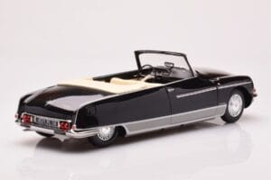 Citroen DS 21 Palm Beach Noir Norev 1:18 181746 Métal — image 2 sur 6
