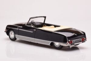Citroen DS 21 Palm Beach Noir Norev 1:18 181746 Métal — image 5 sur 6