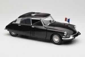 Citroen DS Présidentielle Gris Solido 1:18 8035 Métal — image 6 sur 8