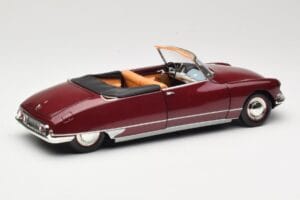 Citroen DS19 Cabriolet Bordeaux Norev 1:18 181561 Métal — image 3 sur 8