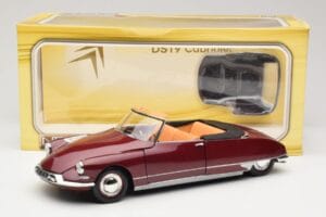 Citroen DS19 Cabriolet Bordeaux Norev 1:18 181561 Métal — image 8 sur 8