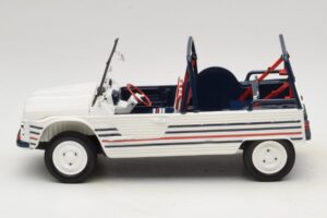 Citroen Mehari Bleu Blanc Rouge Norev 1:18 181805 Métal — image 4 sur 7