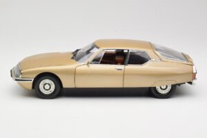 Citroen SM Maserati Or Norev 1:18 181585 Métal — image 4 sur 8