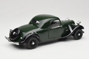 Citroen Traction Avant 11 Coupé Vert Solido 1:18 8179 Métal — image 3 sur 8