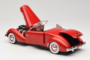Cord 812 Cabriolet Rouge American Muscle 1:18 32158 Métal — image 5 sur 8