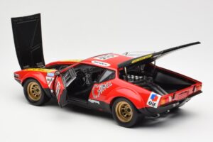 De Tomaso Pantera #32 Jaquemin / Deprez 24 Hours of Le Mans 1972 Kyosho 1:18 08855B Métal — image 5 sur 8