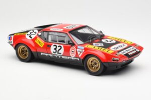 De Tomaso Pantera #32 Jaquemin / Deprez 24 Hours of Le Mans 1972 Kyosho 1:18 08855B Métal — image 7 sur 8