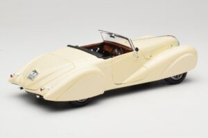 Delahaye Cabriolet Crème Guiloy 1:18 68580 Métal — image 3 sur 8