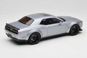 Dodge Challenger SRT Hellcat Redeye Argent GT Spirit 1:18 GT226 Résine — image 2 sur 6
