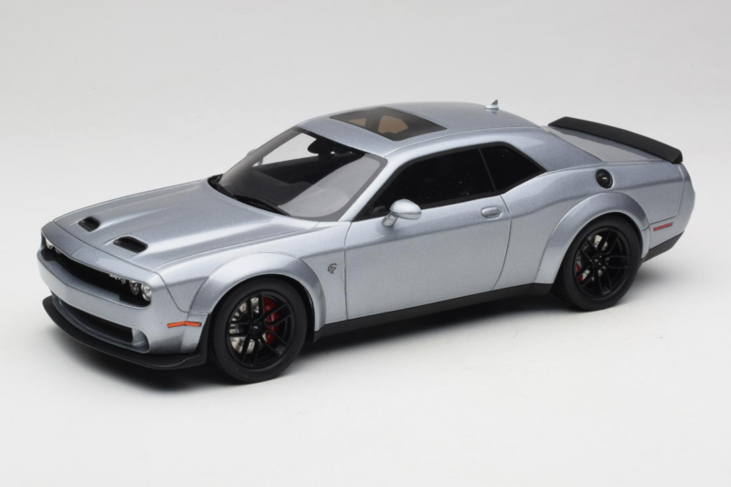 Dodge Challenger SRT Hellcat Redeye Argent GT Spirit 1:18 GT226 Résine