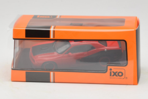 Dodge Challenger SRT8 Rouge IXO 1:43 CLC597N Métal — image 4 sur 4