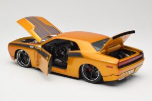 Dodge Challenger Concept Or Maisto 1:18 31320 Métal — image 5 sur 8