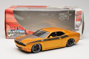 Dodge Challenger Concept Or Maisto 1:18 31320 Métal — image 8 sur 8