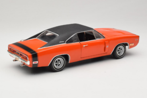 Dodge Charger R/T Orange & Noir American Muscle 1:18 39314 Métal — image 3 sur 8