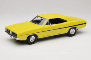 Dodge Charger R/T Jaune Dirty Mary Crazy Larry Auto World 1:18 AWSS101/06 Métal