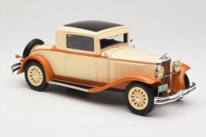 Dodge Eight DG Coupé Beige BoS Models 1:18 BOS289 Résine — image 4 sur 6