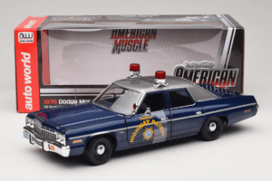 Dodge Monaco Nevada Highway Patrol Auto World 1:18 AMM1009/06 Métal — image 8 sur 8