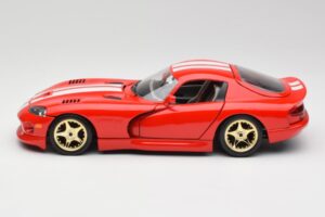 Dodge Viper GTS Rouge Bburago 1:18 3075 Métal — image 4 sur 8
