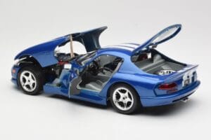 Dodge Viper GTS SR II Bleu avec Bandes Blanches Bburago 1:18 3330 Métal — image 5 sur 8
