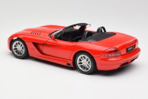 Dodge Viper SRT-10 Rouge Bburago 1:18 3325 Métal — image 7 sur 8