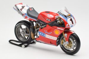Ducati 998R WSB #1 T. Bayliss Ducati Infostrada 2002 Minichamps 1:12 122021201 Métal — image 4 sur 6