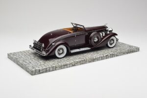 Duesenberg SJN Convertible Coupe Bordeaux Minichamps 1:18 107150331 Métal — image 5 sur 6