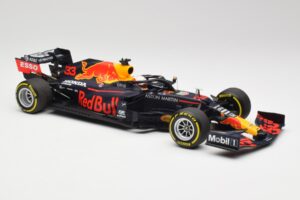 Aston Martin Red Bull Racing RB16 #33 M. Verstappen Abu Dhabi GP Winner 2020 Minichamps 1:18 110201733 Métal — image 4 sur 7