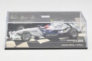BMW Sauber F1.08 #4 R. Kubica Showcar 2008 Minichamps 1:43 400080084 Métal — image 5 sur 5