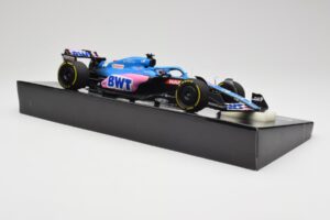 Alpine A522 #14 F. Alonso Australian GP 2022 Minichamps 1:18 147220314 Métal — image 4 sur 7