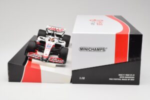 Haas VF-22 #20 K. Magnussen Pole Position Brazil GP 2022 Minichamps 1:18 147222120 Métal — image 6 sur 7