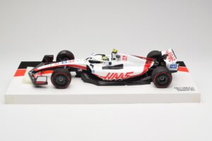Haas VF-22 #47 M. Schumacher Bahrain GP 2022 Minichamps 1:18 147220147 Métal