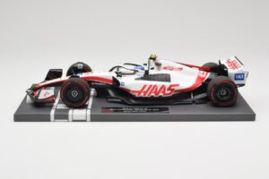 Haas VF-22 #47 M. Schumacher Brazilian GP 2022 Minichamps 1:18 117222147 Résine