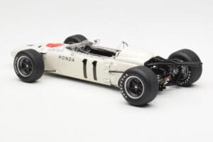 Honda RA272 #11 R. Ginther Mexican Grand Prix 1965 AUTOart 1:18 86597 Métal — image 7 sur 8