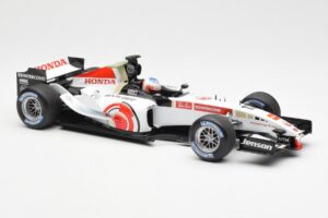 Honda RA106 Honda Racing Team J. Button F1 Showcar 2006 Minichamps 1:18 BUTTON001 Métal — image 4 sur 6