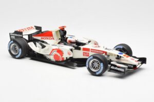 Honda Racing Team RA106 #11 R. Barrichello F1 2006 Minichamps 1:18 100060011 Métal — image 4 sur 6