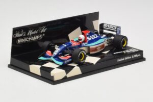 Jordan Hart 192 #32 S. Modena Race Car 1992 Minichamps 1:43 400920032 Métal — image 2 sur 5