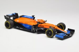 McLaren MCL35M #3 D. Ricciardo Bahrain GP 2021 Minichamps 1:18 530211803 Métal — image 4 sur 7