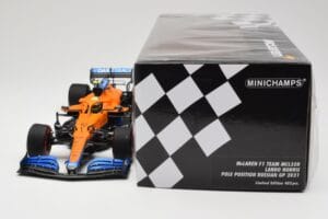McLaren MCL35M #4 L. Norris Pole Position Russian GP 2021 Minichamps 1:18 530213404 Métal — image 6 sur 7