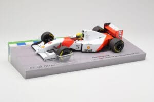 McLaren Ford MP4/8 #8 A. Senna Winner Australian GP 1993 Minichamps 1:18 543933838 Métal — image 2 sur 7