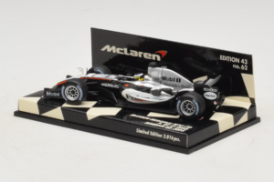 McLaren MP4-20 Mercedes P. de la Rosa F1 2005 Minichamps 1:43 530054315 Métal — image 3 sur 5