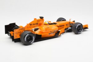 McLaren MP4-21 Mercedes #4 J.P. Montoya Interim Livery 2006 Minichamps 1:18 530061874 Métal — image 2 sur 6