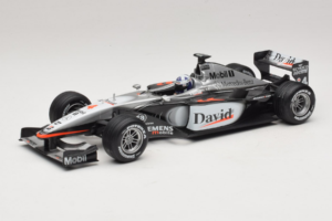 McLaren MP4-16 Mercedes #3 D. Coulthard F1 2001 Hot Wheels 1:18 50199 Métal