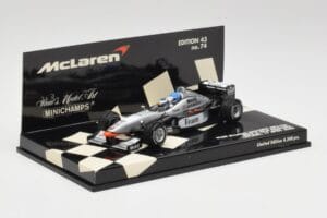 McLaren MP4/98T 2-Seater M. Hakkinen / E. Hakkinen F1 2000 Minichamps 1:43 530984378 Métal — image 2 sur 4