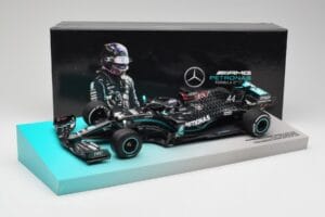 Mercedes AMG Petronas W11 #44 L. Hamilton Winner British GP 2020 Minichamps 1:18 113200444 Métal — image 7 sur 7