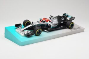 Mercedes AMG Petronas W10 EQ Power+ #44 L. Hamilton Monaco GP Winner 2019 Minichamps 1:18 113906644 Résine — image 2 sur 7