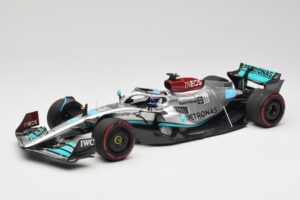 Mercedes AMG W13 E Performance Petronas #63 G. Russell Brazilian GP 1st Win 2022 Minichamps 1:18 110222163 Résine
