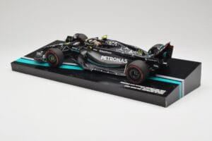 Mercedes AMG W14 E Performance Petronas #44 L. Hamilton Australian GP 2023 Minichamps 1:18 113230144 Résine — image 4 sur 7