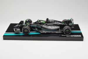Mercedes AMG W14 E Performance Petronas #63 G. Russell Bahrain GP 2023 Minichamps 1:18 113230163 Résine