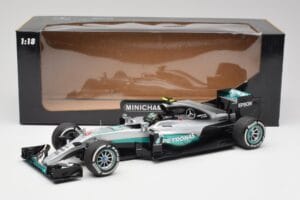 Mercedes AMG W07 #6 N. Rosberg Australia GP Winner 2016 Minichamps 1:18 110160006 Métal — image 6 sur 7