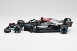 Mercedes AMG W12 #44 L. Hamilton Bahrain GP 2021 Minichamps 1:18 110210144 Métal — image 3 sur 7